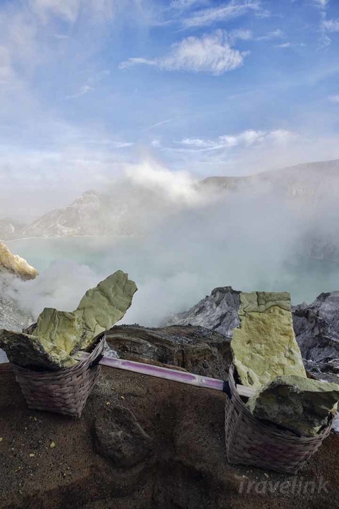 Belerang Ijen - Travelink Magazine