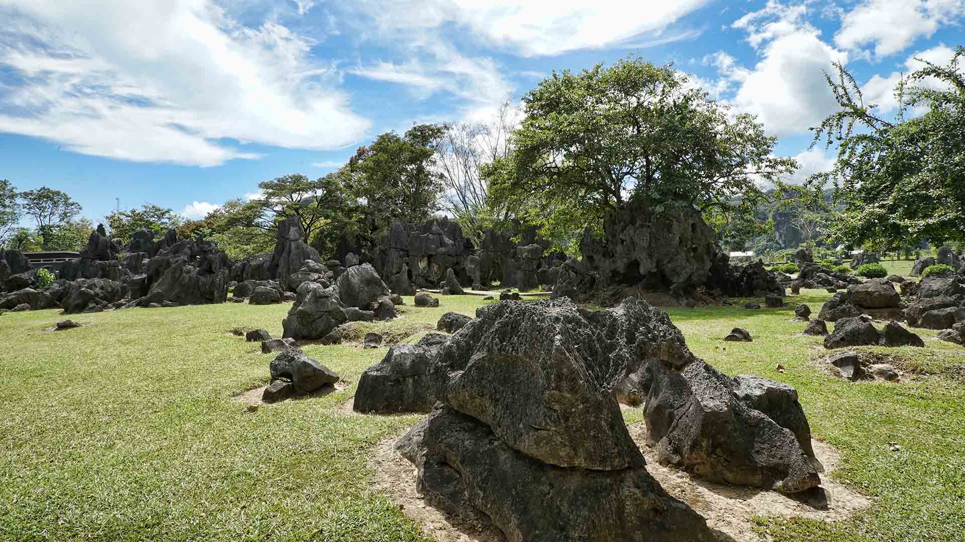 Taman Purbakala Leang-Leang - Travelink Magazine